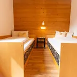 Haus Theresia Ruef Apartmán *